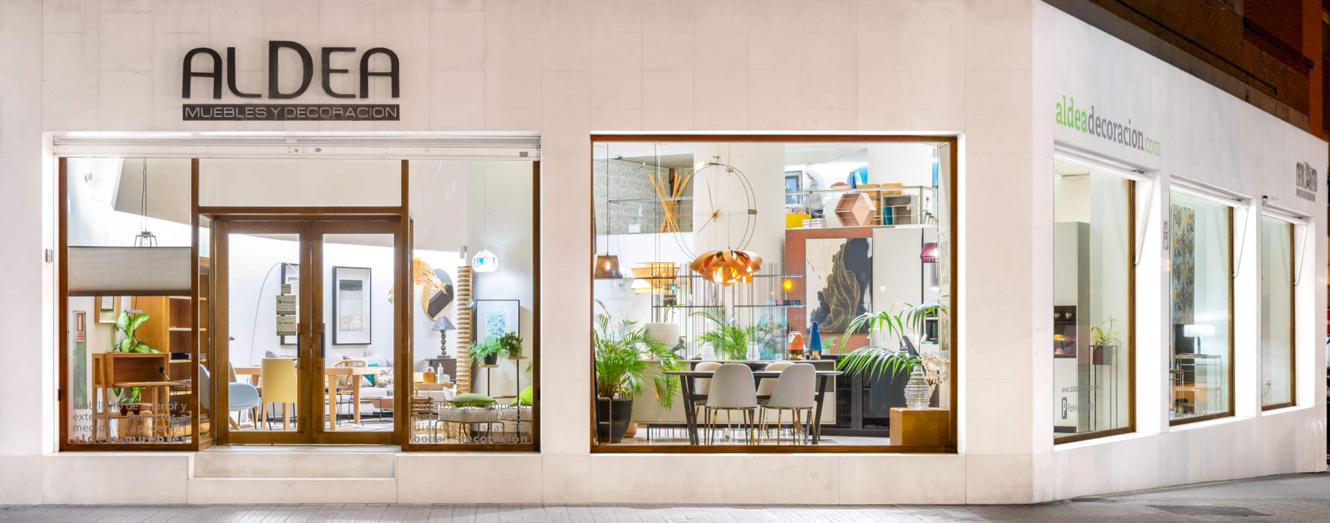 fachada-aldea-decoracion-tienda-muebles-malaga-01